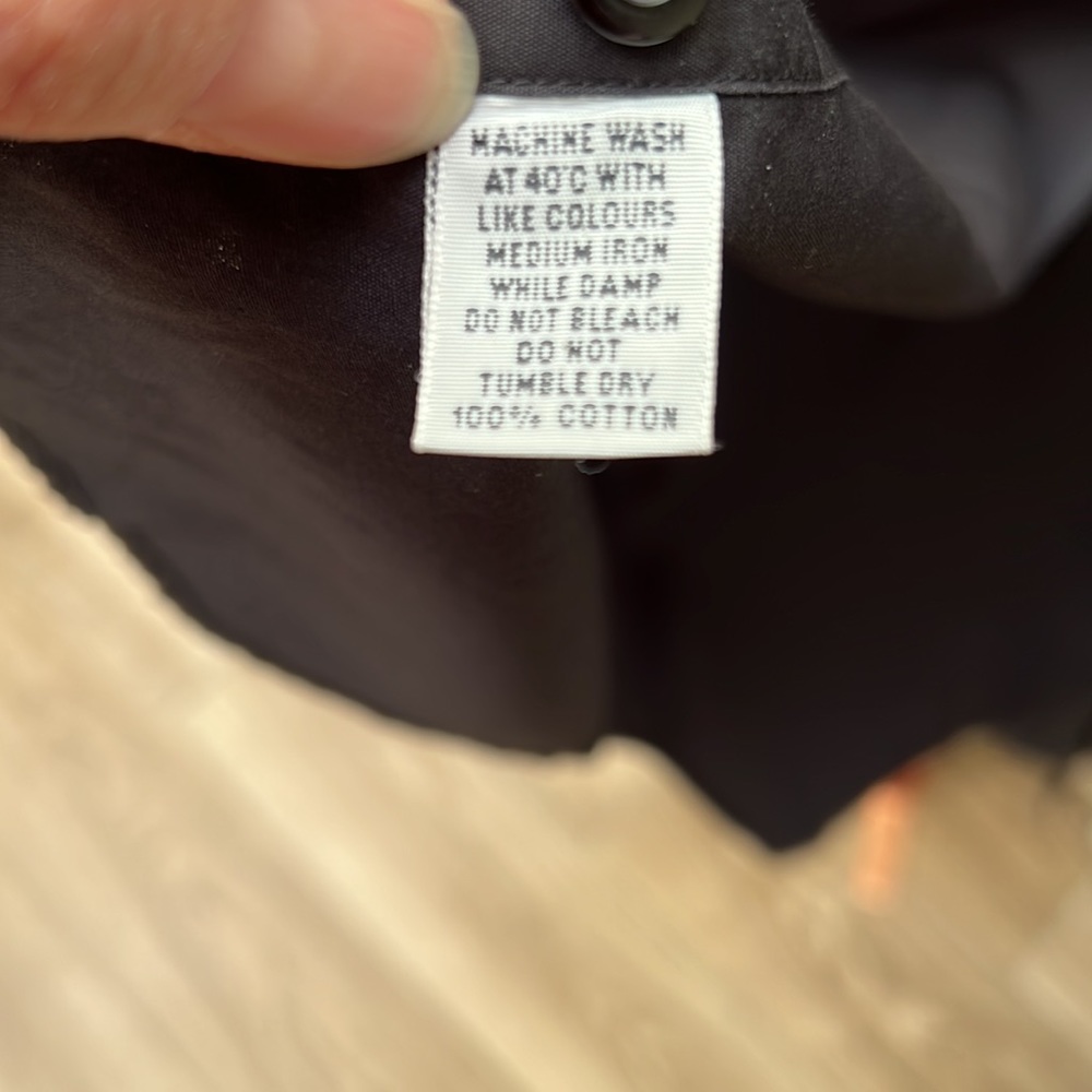 T. M. Lewin London Men’s 17x36 Black Long Sleeve Dress Shirt - Picture 5 of 5